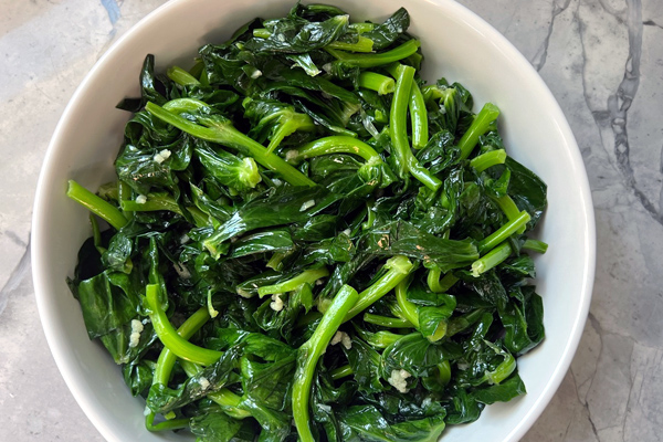 Cantonese Garlic Pea Shoots